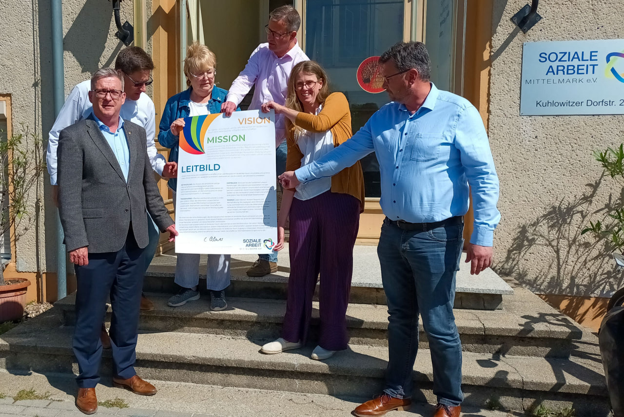 Gruppenbild mit Vorstand